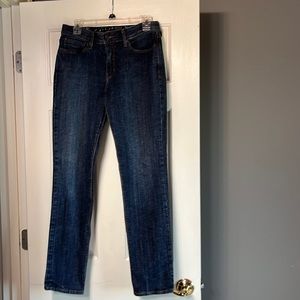 Women’s Levi’s Perfect Waist Jeans Size 8